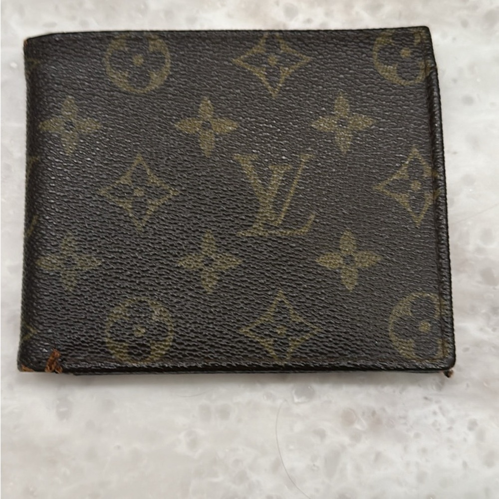 Men’s vintage Louis Vuitton wallet